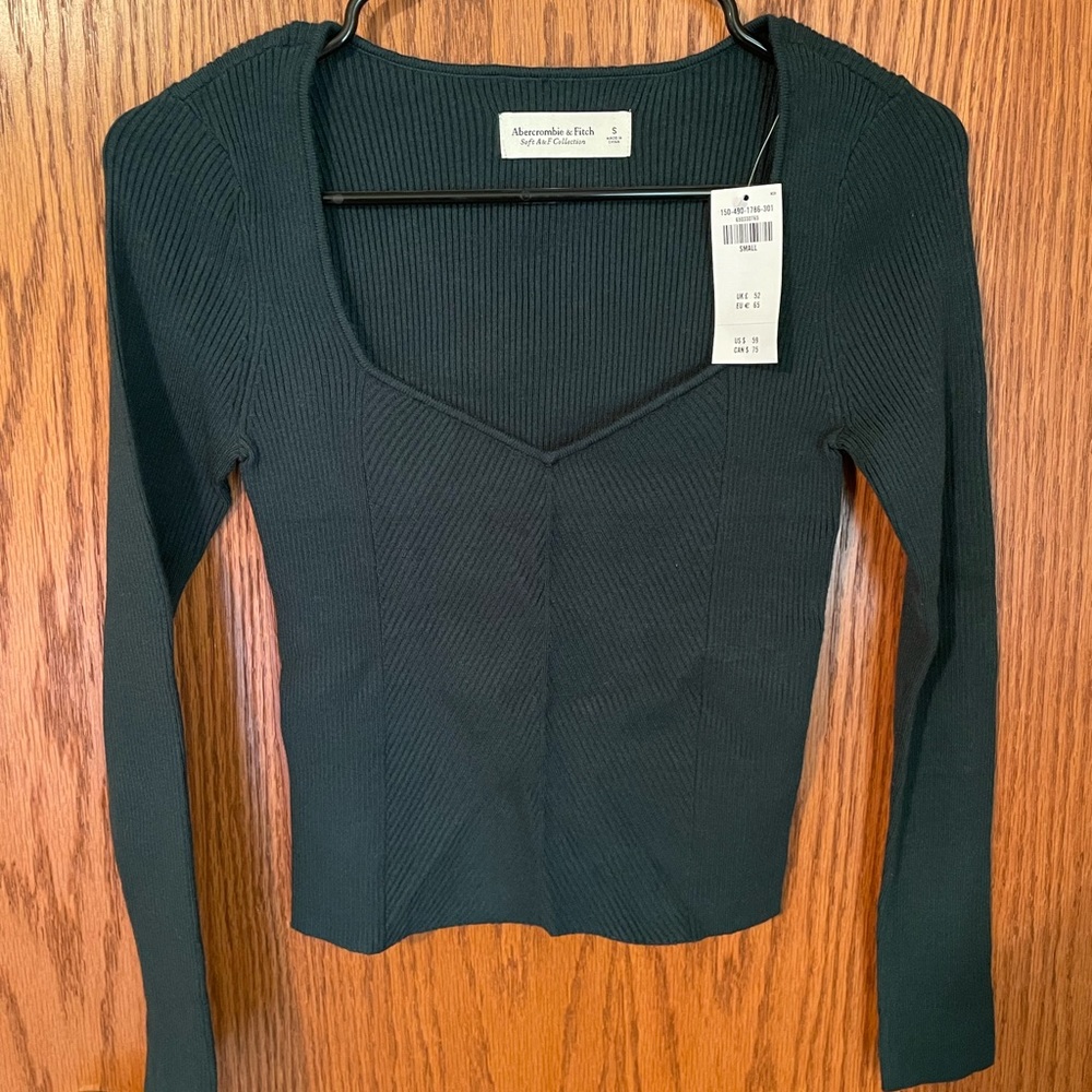 Abercrombie and Fitch long sleeve top